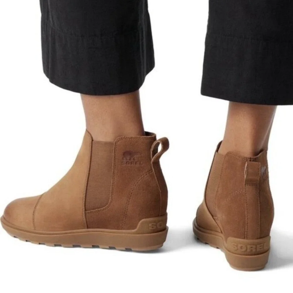 Sorel Evie II Chelsea Boots Womens 9.5 Camel Brown Good Waterproof Suede Leather